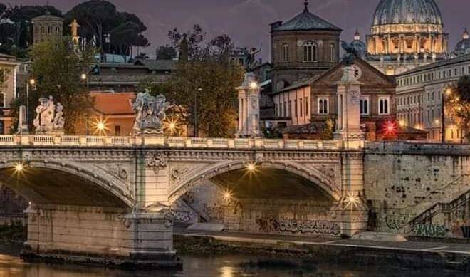 Roman holidays boutique