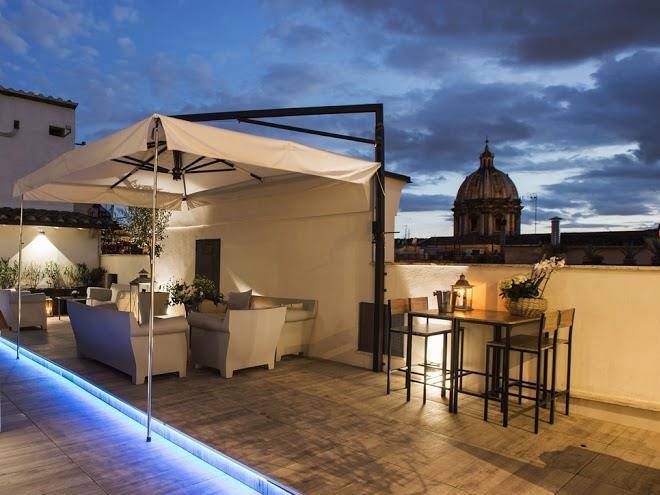 Terrace Pantheon Relais Image