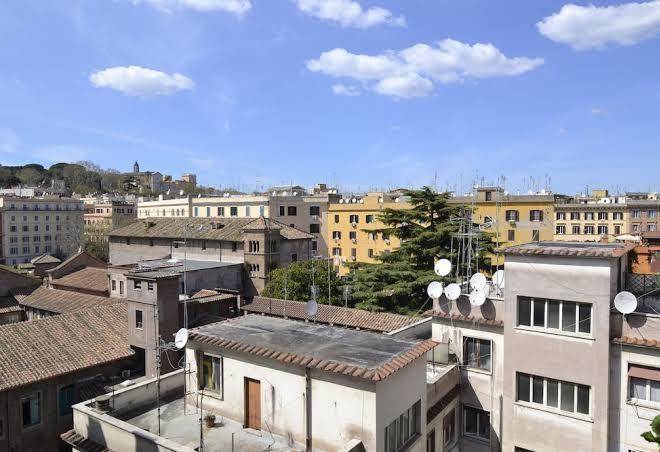 Top floor trastevere