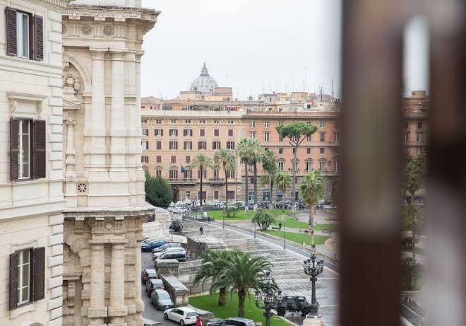 Venustas roma hotel