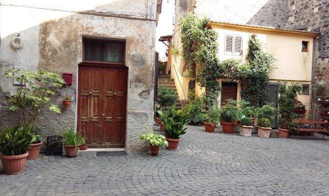 Casetta di vicolo corto