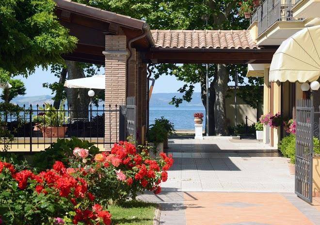 Loriana park hotel sul lago