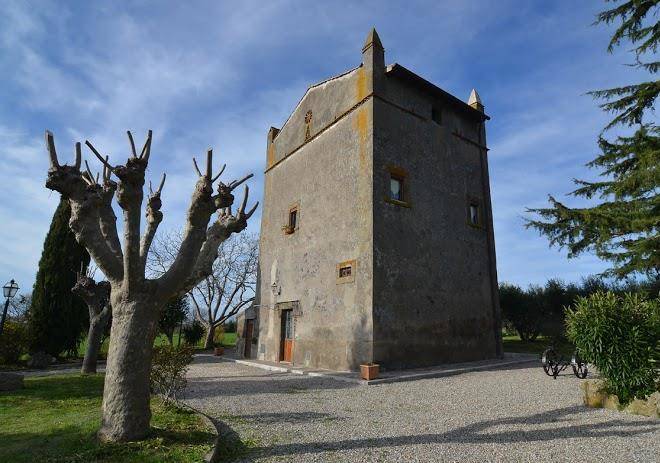 Magica Torre Medievale Image