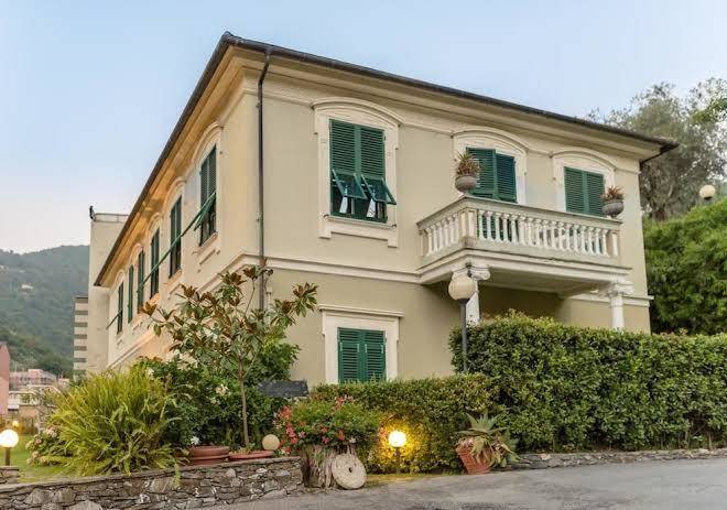 Hotel manuelina
