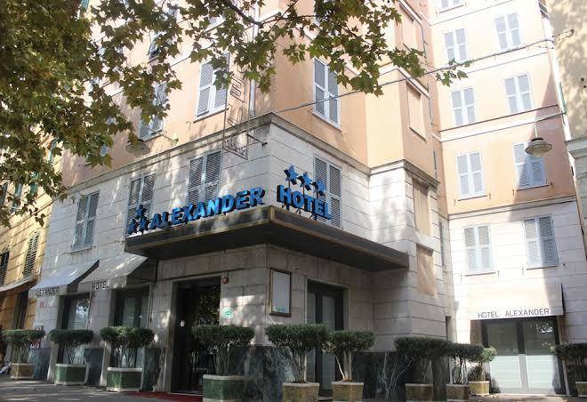 New alexander hotel