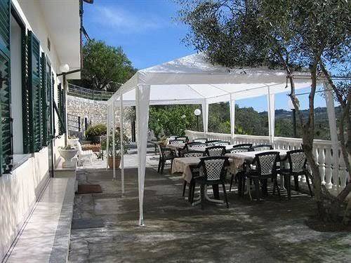 Albergo dolcedo di frisi isabella e c sas