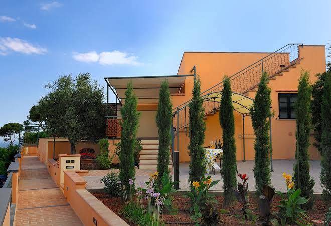 Poggio Dei Gorleri S S Azienda Agricola Wine Resort Image