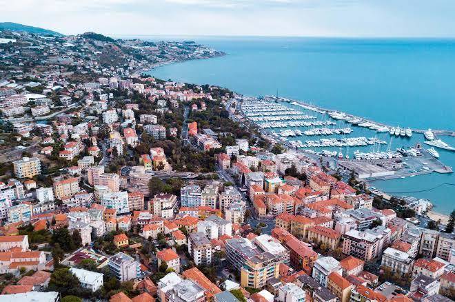Sakura inn sanremo