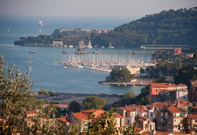 Mira mare