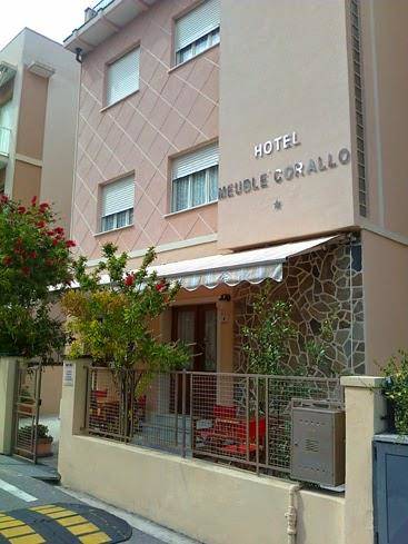 Albergo meuble corallo