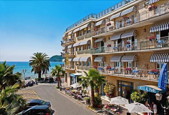 Hotel al mare