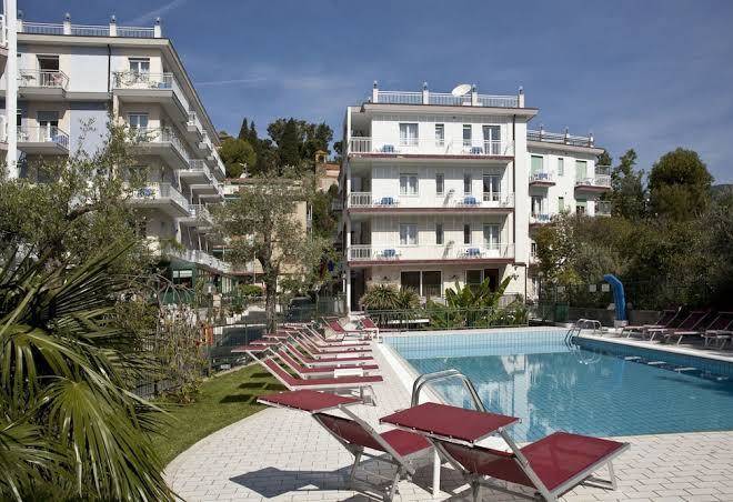 Hotel garden