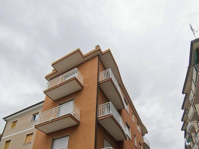 Hotel La Perla Image