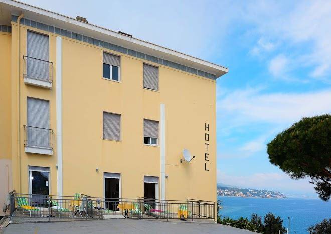 Hotel Puntabella Image