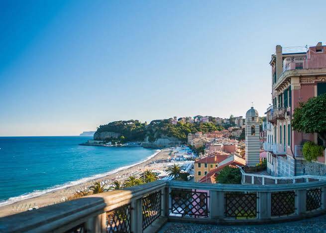 Hotel tirreno celle ligure due stelle