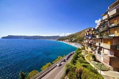 Isola Dei Gabbiani Image