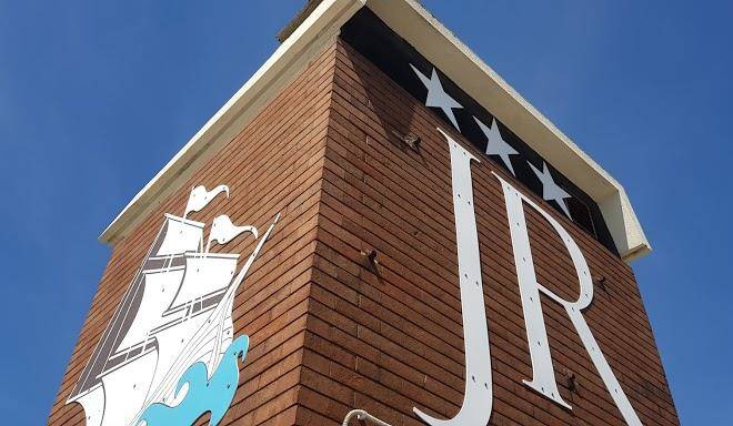 Hotel jolly roger
