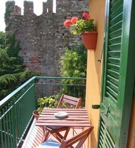 B&b Lunartista Image