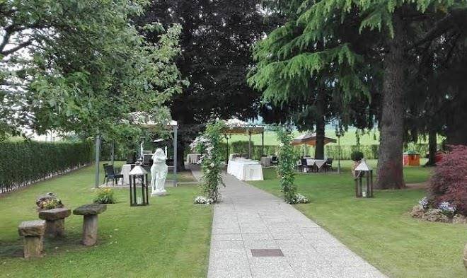 Albergo Ristorante La Bussola Image