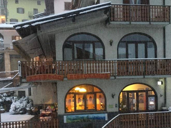 Albergo Ristorante Sole Image