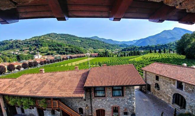 Castel merlo