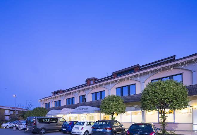 Hotel Ristorante Continental Image