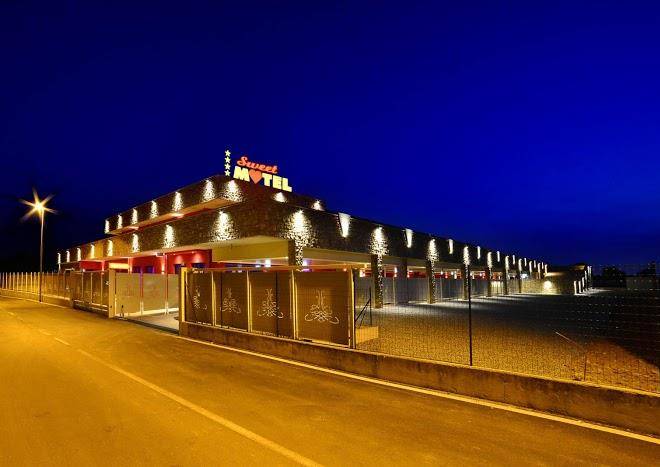 Sweet motel