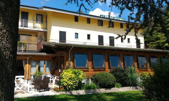 Albergo e ristorante al pescatore di faes angiolina e figli snc