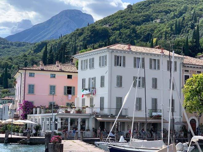 Albergo gargnano