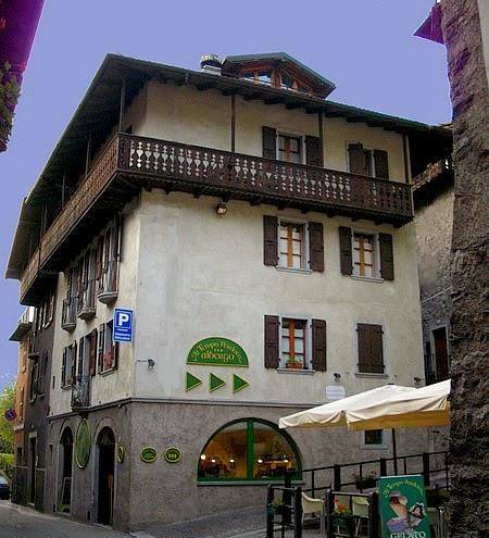 Albergo ristorante bar gelateria al tempo perduto