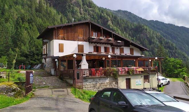Albergo stella alpina