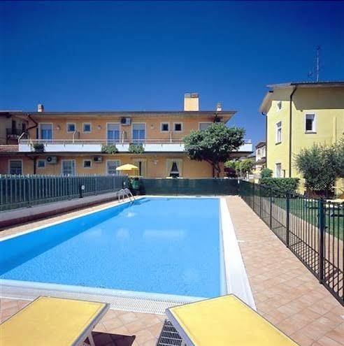 Hotel Blue Silver Image