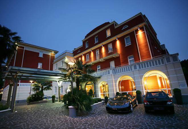 Hotel master