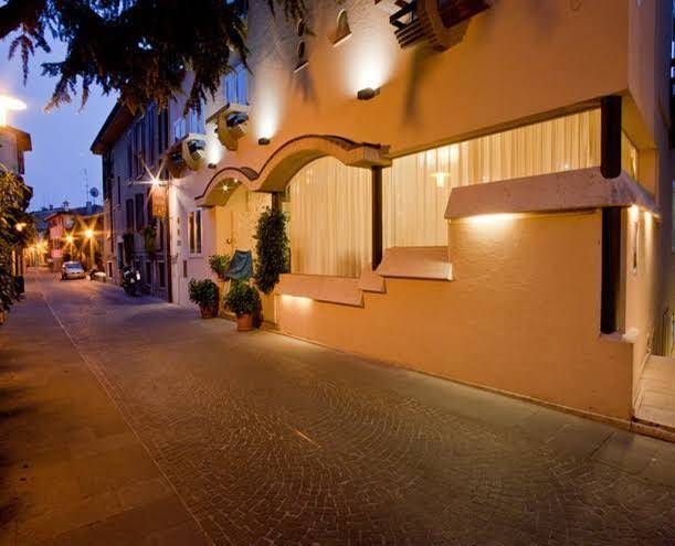Hotel mavino