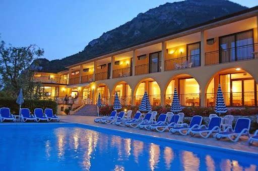 Hotel mercedes