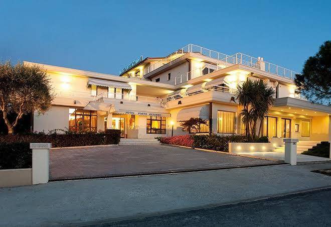 Hotel porto azzurro