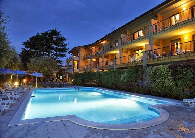 Residence spiaggia d'oro desenzano del garda