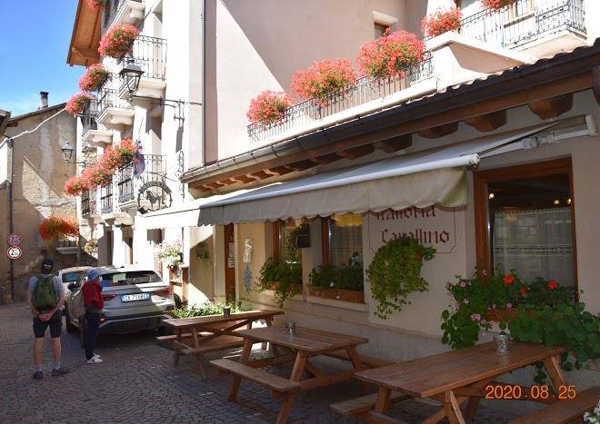 Trattoria ristorante cavallino residence