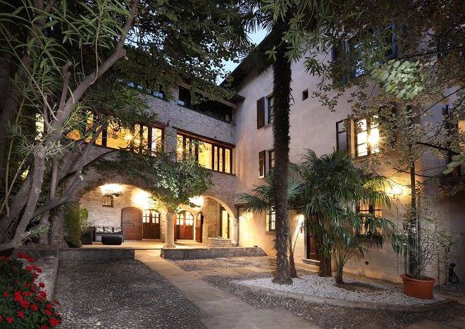 Suites & atelier lake como