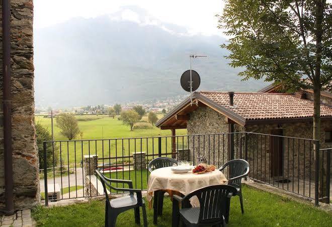 Borgo Erbiola Home Holiday Image