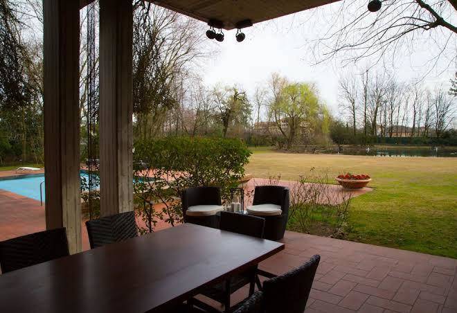Country hub milano