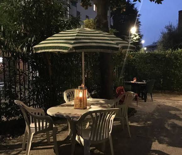 Hotel brivio