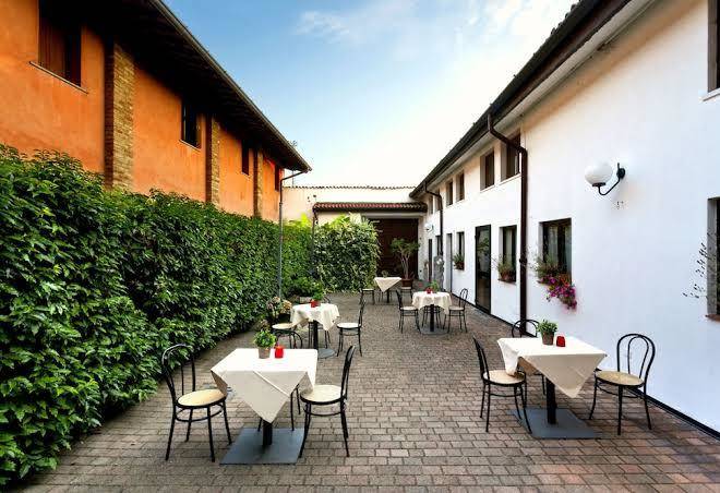 Ca' bianca hotel corte del naviglio