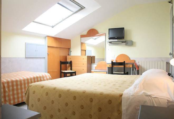Hotel mazzini