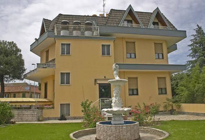 Hotel quattro strade