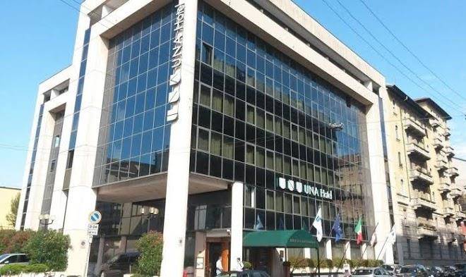 Unahotels scandinavia milano