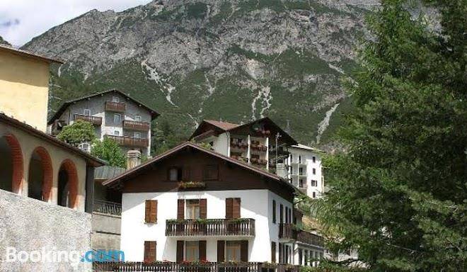 Albergo Alpina Image