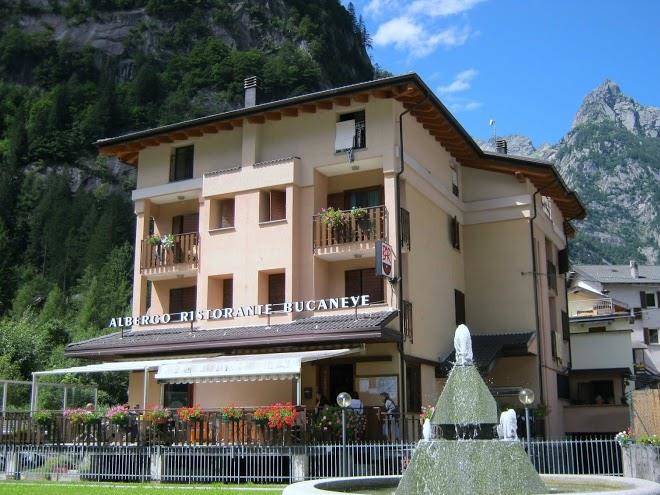 Albergo bucaneve