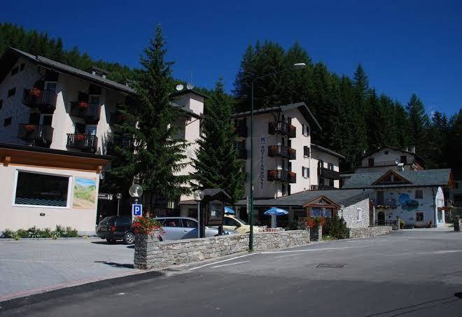 Hotel andossi