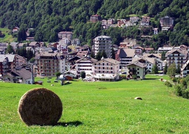 Hotel Larice Bianco Image